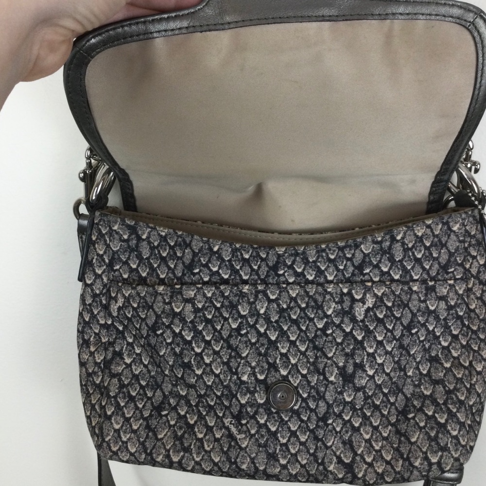 Coach Taylor Snakeskin Print Crossbody Bag F26036 - Picture 3 of 7